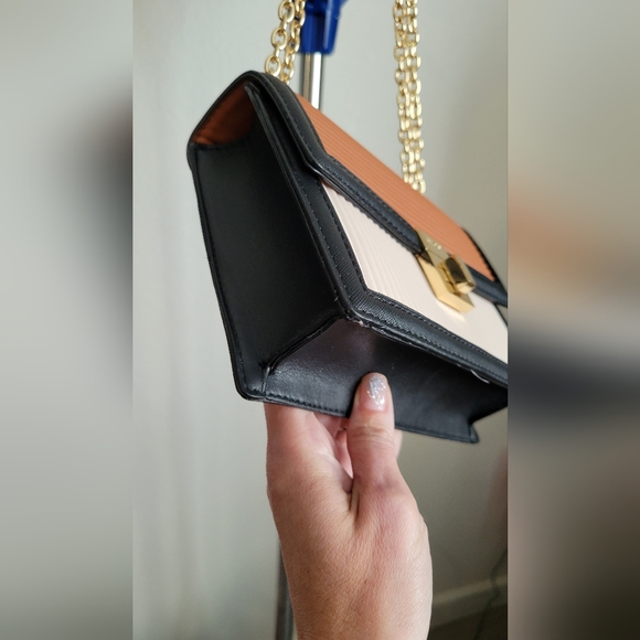 Aldo  Chain Shoulder Bag - Picture 10 of 16